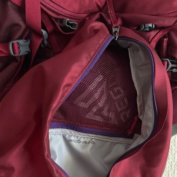 Gregory Burgundy Hiking Backpack Gregory Women display picture 2